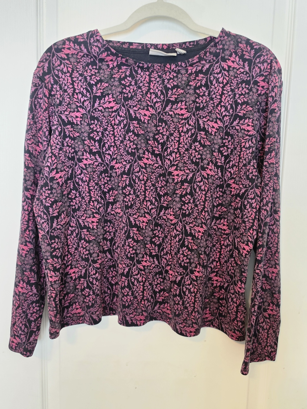 croft & barrow Pink Floral Long Sleeve Top on Black